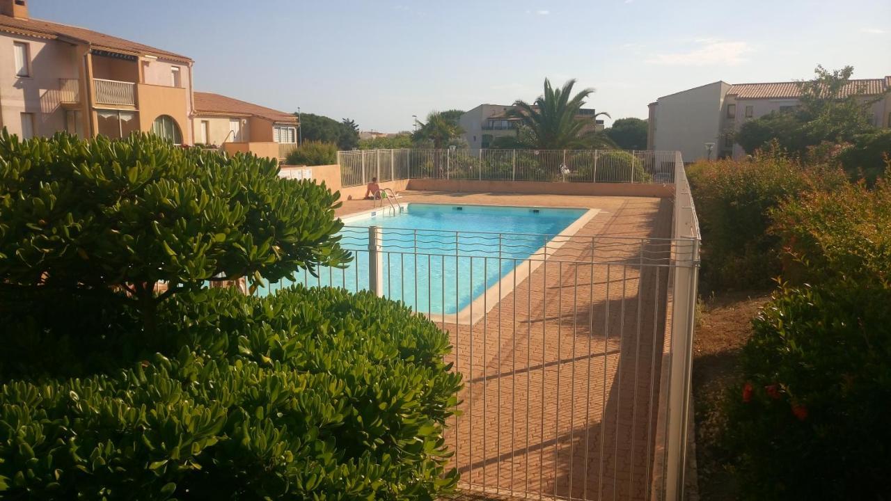 Lara 3 - T2 Loggia Piscine 2 Lits Doubles Parking Pres Du Centre-Port Et Ile Loisirs Daire Agde Dış mekan fotoğraf